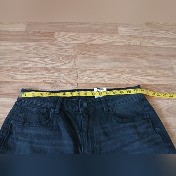 Time and Tru Women's High-Rise Black Jeans - Picture 8 of 8